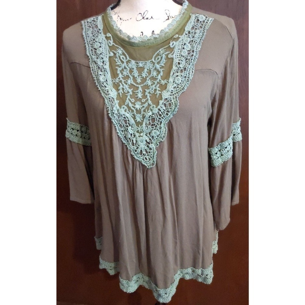 Suzanne Betro Top Womens Large tunic Green Boho Peasant Relaxed Crochet Trim